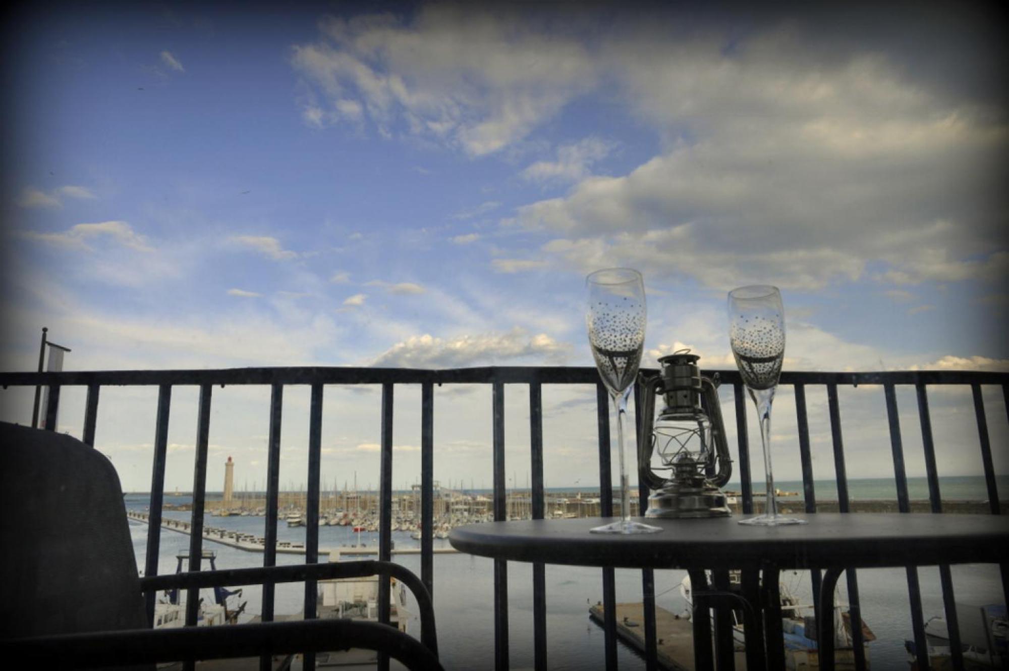"Luigi" Balcon Sur La Mer Et Le Port De セット エクステリア 写真